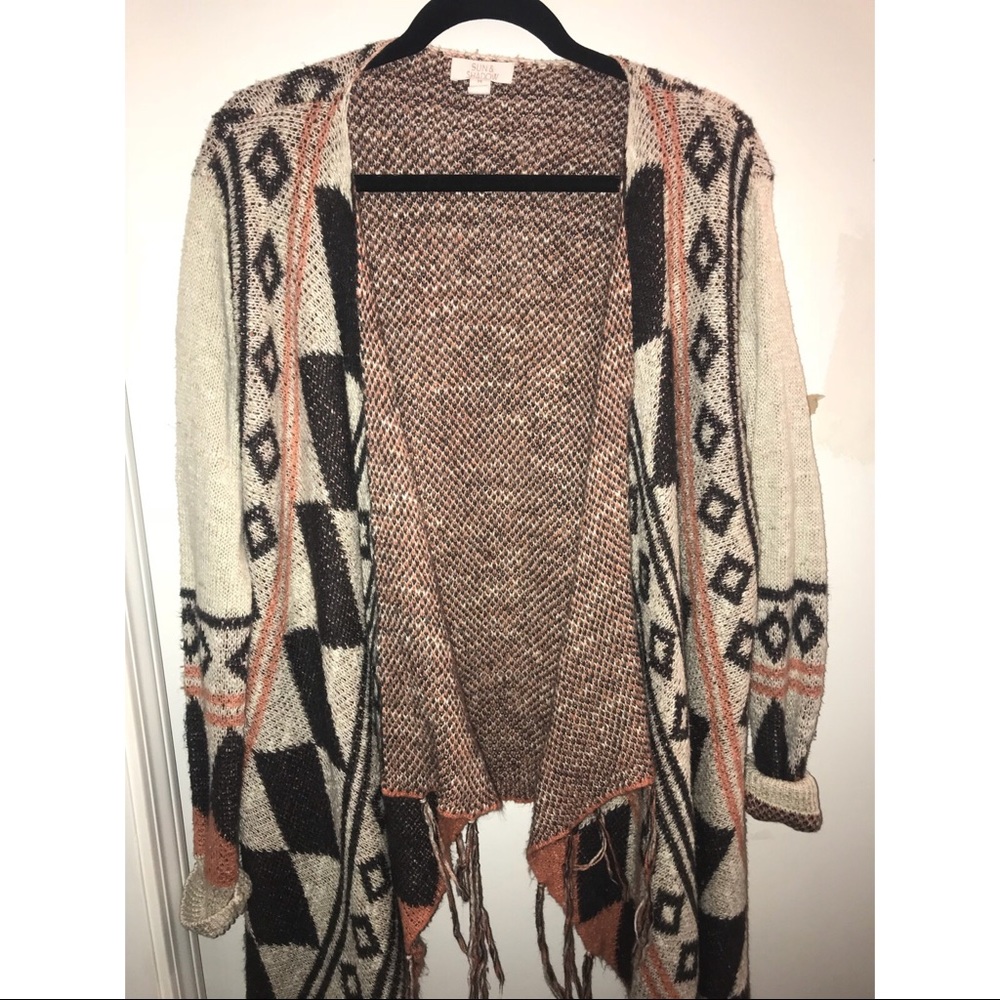 Pattern sweater